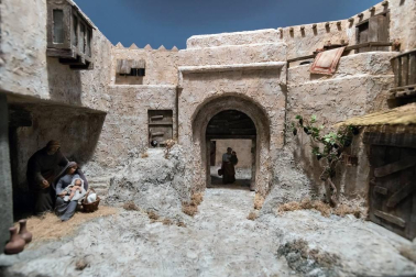 La Asociación Santa Ana de Tudela celebra sus bodas de plata con nuevos montajes en su exposición