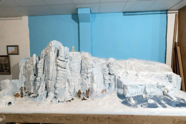 La Asociación Santa Ana de Tudela celebra sus bodas de plata con nuevos montajes en su exposición