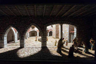 La Asociación Santa Ana de Tudela celebra sus bodas de plata con nuevos montajes en su exposición