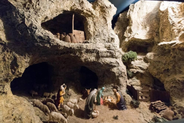 La Asociación Santa Ana de Tudela celebra sus bodas de plata con nuevos montajes en su exposición