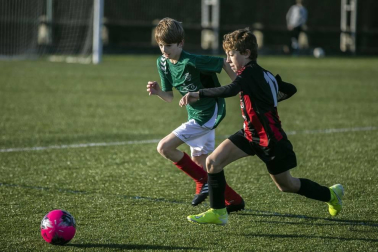 Fotos de partidos disputados en la segunda jornada de la 38 edición del Torneo Interescolar Fundación Osasuna