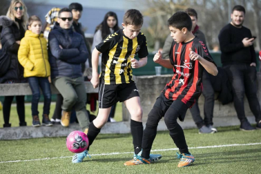 Fotos de partidos disputados en la segunda jornada de la 38 edición del Torneo Interescolar Fundación Osasuna