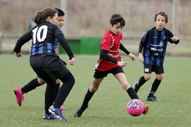 Fotos de partidos disputados el 26 de diciembre en la 38 edición del Torneo Interescolar Fundación Osasuna