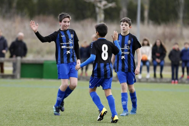 Fotos de partidos disputados el 26 de diciembre en la 38 edición del Torneo Interescolar Fundación Osasuna