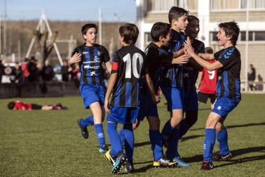 Fotos de partidos disputados el 28 de diciembre en la 38 edición del Torneo Interescolar Fundación Osasuna