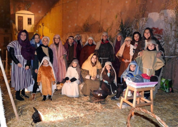 Imágenes del belén viviente de la localidad de San Adrián.