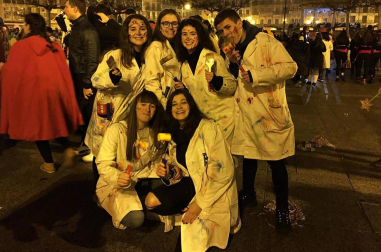 La Nochevieja de 2019 y el recibimiento del año nuevo 2020 pilló a los navarros con sus originales disfraces.
