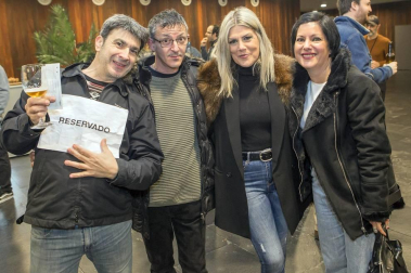 Un año más el Festival Santas Pascuas acompaña la Navidad en Pamplona con los mejores conciertos del panorama local. Diferentes estilos y un claro compromiso con la cultura hacen que esta cita sea siempre muy esperada.