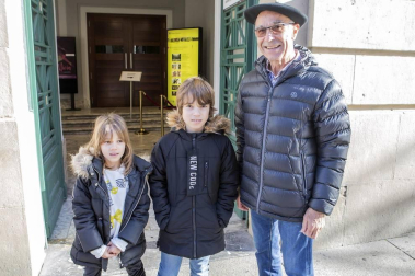 Los más pequeños disfrutaron el pasado sábado 28 de diciembre de una nueva cita con las artes escénicas en el Teatro Gayarre de Pamplona. La compañía CaraBdanza puso sobre el escenario un espectáculo de danza basado en Alicia, el clásico de Lewis Carroll.
