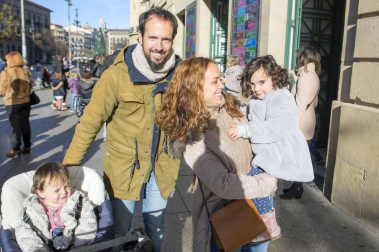 Los más pequeños disfrutaron el pasado sábado 28 de diciembre de una nueva cita con las artes escénicas en el Teatro Gayarre de Pamplona. La compañía CaraBdanza puso sobre el escenario un espectáculo de danza basado en Alicia, el clásico de Lewis Carroll.
