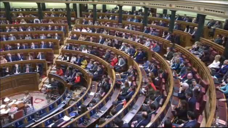 Sánchez pierde la primera votación y confía en ser investido el martes