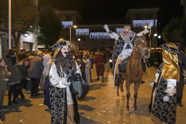 Cabalgata de sus Majestades de Oriente los Reyes Magos en Estella.