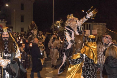 Cabalgata de sus Majestades de Oriente los Reyes Magos en Estella.