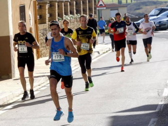 La cita, que reunió este domingo por la mañana a un total de 425 corredores, recaudó 300 euros para la asociación GERNA