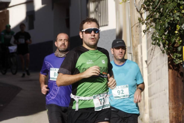 La cita, que reunió este domingo por la mañana a un total de 425 corredores, recaudó 300 euros para la asociación GERNA