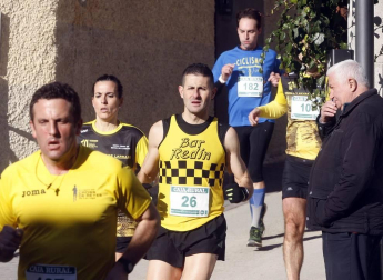 La cita, que reunió este domingo por la mañana a un total de 425 corredores, recaudó 300 euros para la asociación GERNA