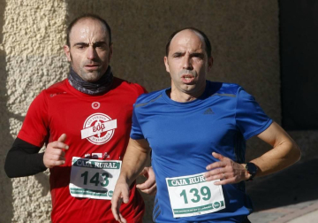 La cita, que reunió este domingo por la mañana a un total de 425 corredores, recaudó 300 euros para la asociación GERNA