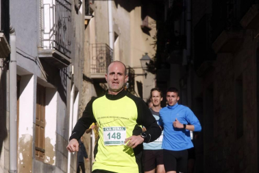 La cita, que reunió este domingo por la mañana a un total de 425 corredores, recaudó 300 euros para la asociación GERNA