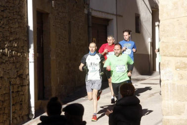La cita, que reunió este domingo por la mañana a un total de 425 corredores, recaudó 300 euros para la asociación GERNA