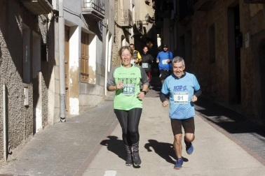 La cita, que reunió este domingo por la mañana a un total de 425 corredores, recaudó 300 euros para la asociación GERNA