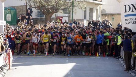 La cita, que reunió este domingo por la mañana a un total de 425 corredores, recaudó 300 euros para la asociación GERNA