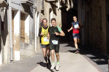 La cita, que reunió este domingo por la mañana a un total de 425 corredores, recaudó 300 euros para la asociación GERNA