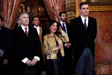 Felipe VI, acompañado por la reina Letizia, ha presidido la ceremonia de la Pascua Militar en el Palacio Real, a la que han asistido el presidente del Gobierno en funciones, Pedro Sánchez,
