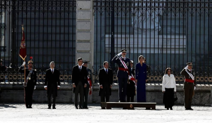 Felipe VI, acompañado por la reina Letizia, ha presidido la ceremonia de la Pascua Militar en el Palacio Real, a la que han asistido el presidente del Gobierno en funciones, Pedro Sánchez,