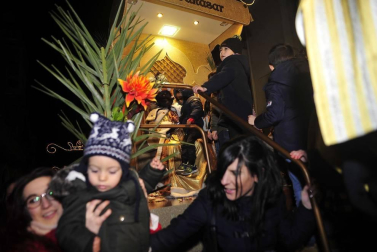 Fotos de la Cabalgata de sus Majestades los Reyes Magos de Oriente en Peralta.