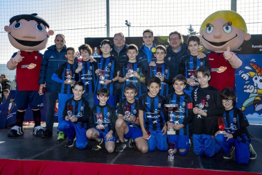Galería de fotos de los partidos disputados el 6 de enero y de la entrega de trofeos.