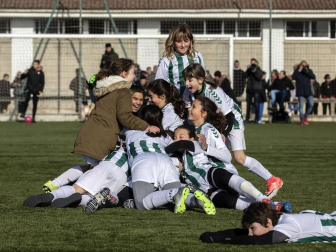 Galería de fotos de los partidos disputados el 6 de enero y de la entrega de trofeos.
