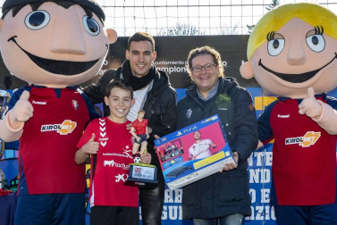 Galería de fotos de los partidos disputados el 6 de enero y de la entrega de trofeos.