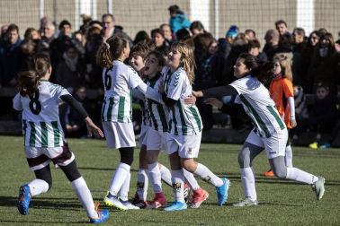 Galería de fotos de los partidos disputados el 6 de enero y de la entrega de trofeos.