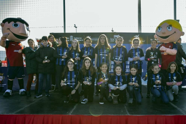 Galería de fotos de los partidos disputados el 6 de enero y de la entrega de trofeos.