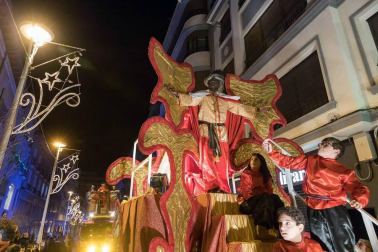 Fotos de la Cabalgata de sus Majestades los Reyes Magos de Oriente en Tudela.