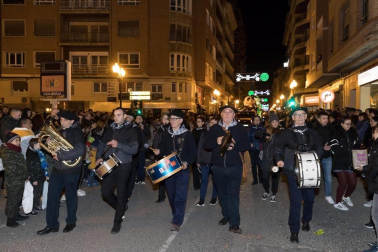 Fotos de la Cabalgata de sus Majestades los Reyes Magos de Oriente en Tudela.