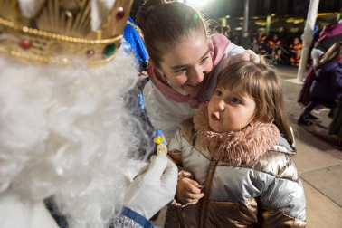 Fotos de la Cabalgata de sus Majestades los Reyes Magos de Oriente en Tudela.