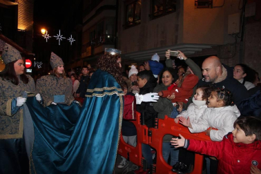 Fotos de la Cabalgata de sus Majestades los Reyes Magos de Oriente en Corella.