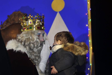 Fotos de la Cabalgata de sus Majestades los Reyes Magos de Oriente en Tafalla.