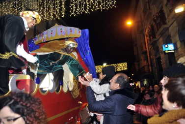 Fotos de la Cabalgata de sus Majestades los Reyes Magos de Oriente en Tafalla.
