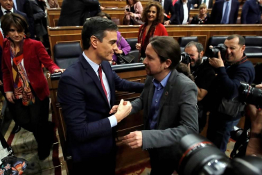 Pedro Sánchez, investido presidente del Gobierno tras la votación más ajustada desde la Transición