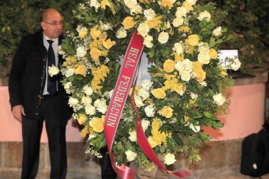Fotos de la llegada de familiares y cercanos a la capilla ardiente de Pilar de Borbón