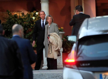 Fotos de la llegada de familiares y cercanos a la capilla ardiente de Pilar de Borbón