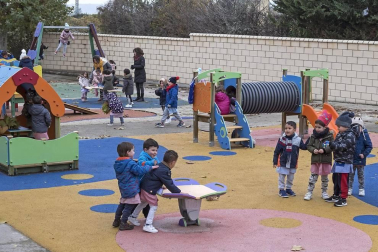Alumnado del CPRicardo Campano de Viana durante una jornada lectiva