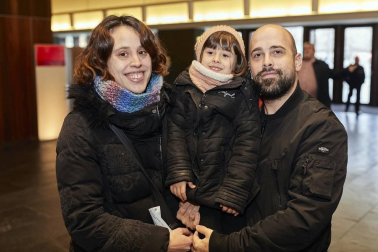 Gorgorito, personaje títere que ha encandilado a varias generaciones de niños en Pamplona, regresó a los escenarios durante las vacaciones de Navidad. Mayores y pequeños disfrutaron de sus aventuras en Baluarte.