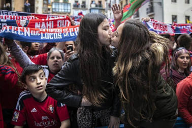 Fotos de la exposición fotográfica con el resumen del año que acoge El Corte Inglés de Pamplona