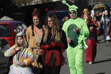 Todas las fotos del carnaval celebrado este domingo 12 de enero en Uitzi