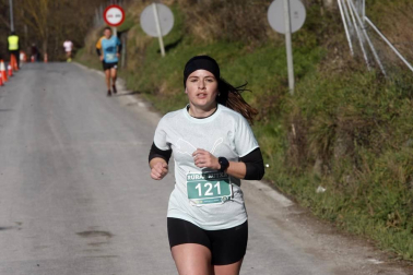 Participantes en la prueba disputada este domingo, 12 de enero, sobre un recorrido de 7,7 kilómetros