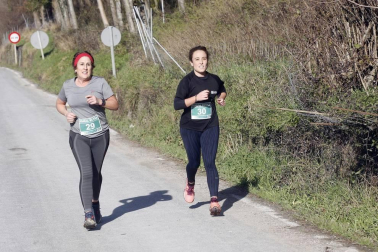 Participantes en la prueba disputada este domingo, 12 de enero, sobre un recorrido de 7,7 kilómetros