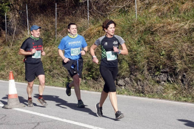 Participantes en la prueba disputada este domingo, 12 de enero, sobre un recorrido de 7,7 kilómetros